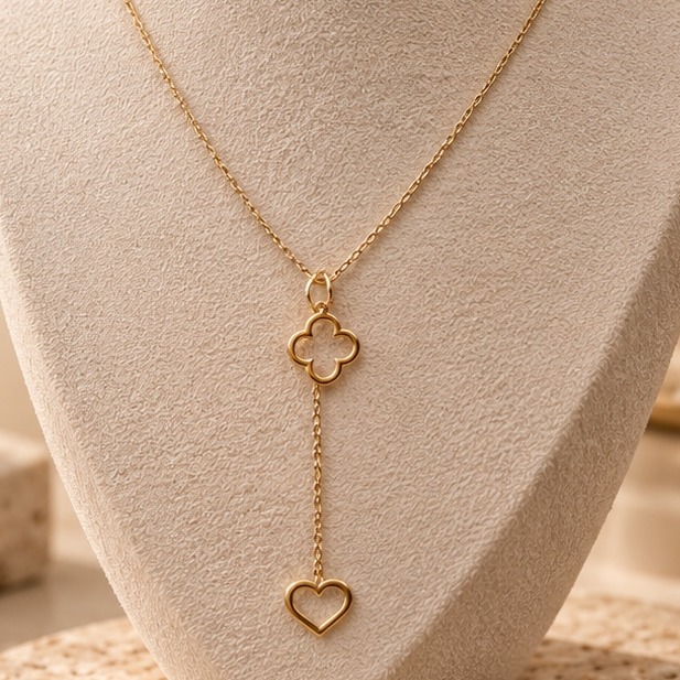 Collar lariat de trébol y corazón en oro de 14k
